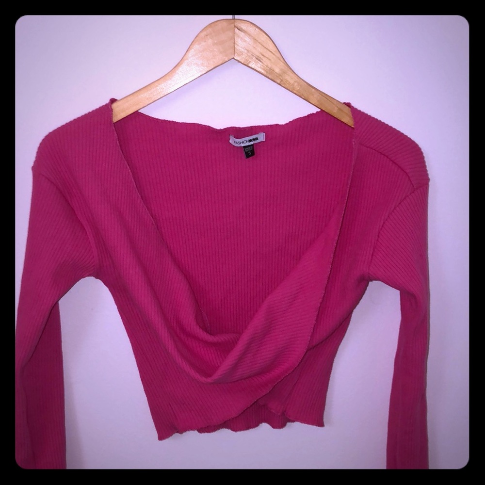 Fashion nova- long sleeve crop top